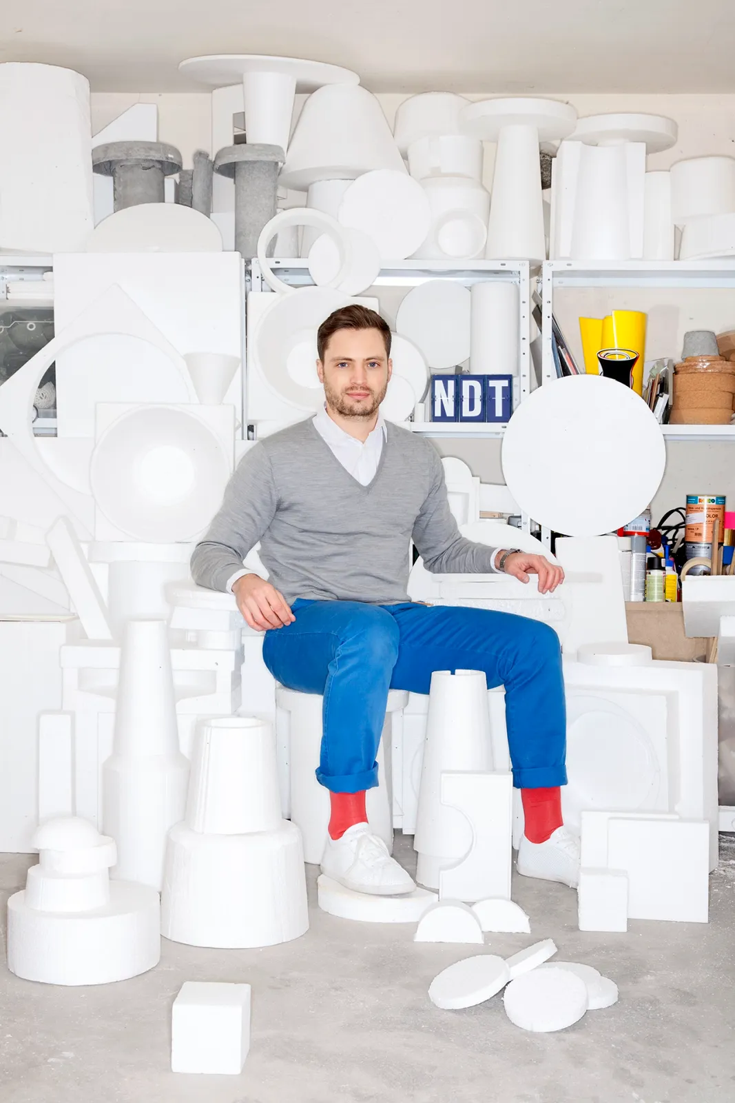 Daniela-Tonatiuh--SURFACEMAGAZINE-NICOLASLEMOIGNE-003--2012