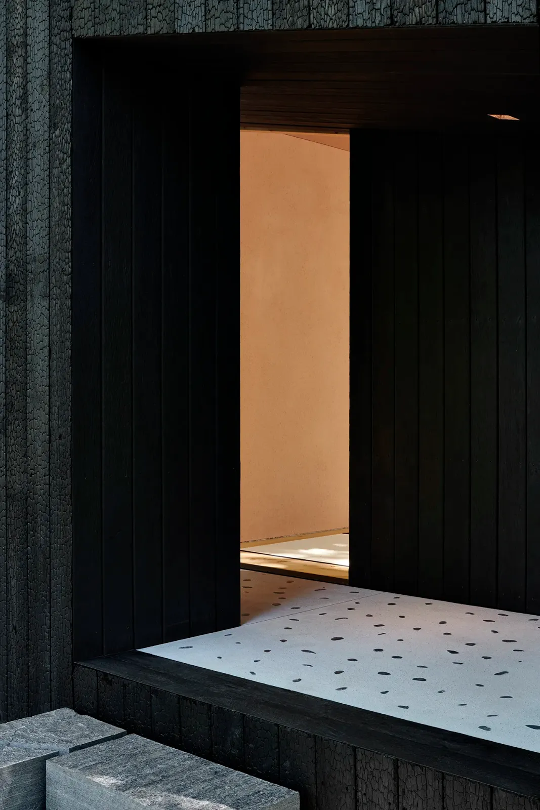 Daniela-Tonatiuh—DENTELLA—001b--2021