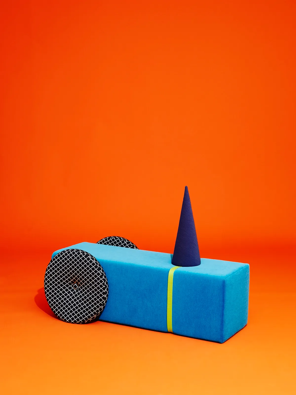 Daniela-Tonatiuh--PEEKERS-VLADIMIRBOSON-003--2014