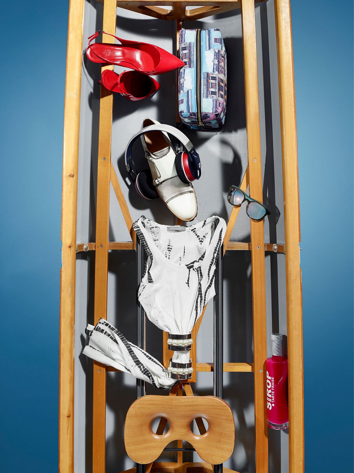 Daniela-Tonatiuh--ENCOREMAG-CLASSICCHIC--2015