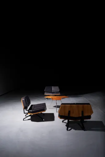 Daniela-Tonatiuh--INCHFORNITURE-001-.2011