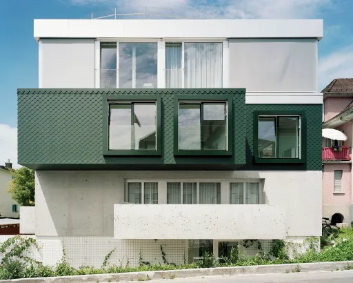 Daniela-Tonatiuh--5House--001--2011