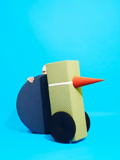 Daniela-Tonatiuh--PEEKERS-VLADIMIRBOSON-005--2014