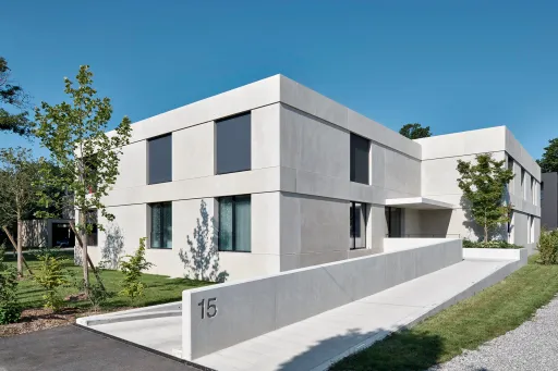 Daniela-Tonatiuh—CORPUS_GENTH—0022--2021